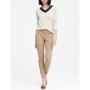 $ Banana Republic Dark Tan Stretch Capris Size 14
